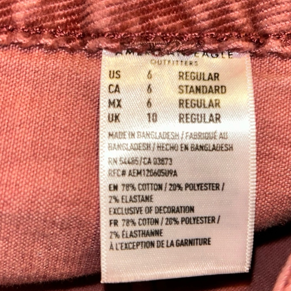 American Eagle Outfitters Red-burgundy seasonal corduroy Skirt size 6 - Picture 10 of 11